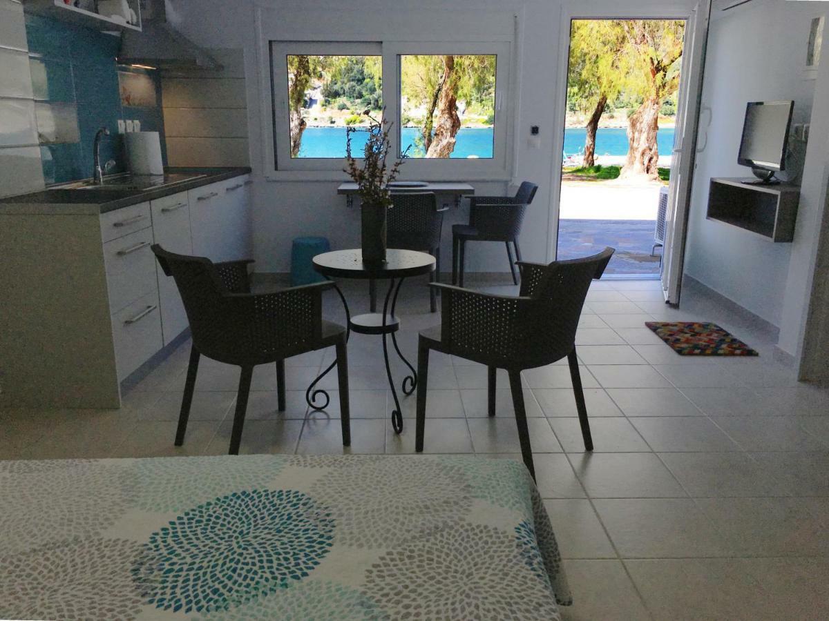Sea Front Studio - Porto Boufalo - Evia Exteriör bild