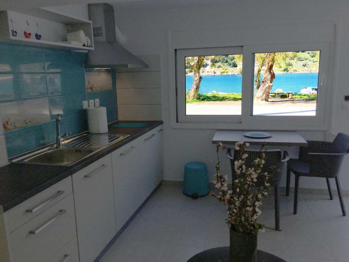 Sea Front Studio - Porto Boufalo - Evia Exteriör bild